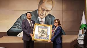 Fatma Şahin’den Umut Yılmaz’a hayırlı olsun ziyareti