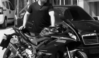 Motosiklet tutkununun hayatını kaybettiği kaza kask kamerasına yansıdı