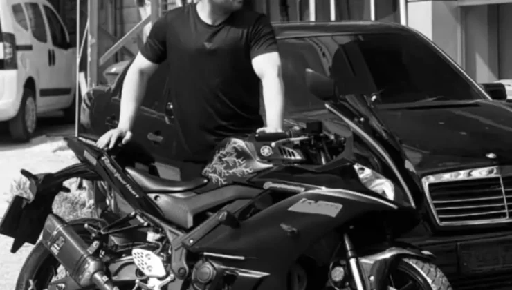 Motosiklet tutkununun hayatını kaybettiği kaza kask kamerasına yansıdı