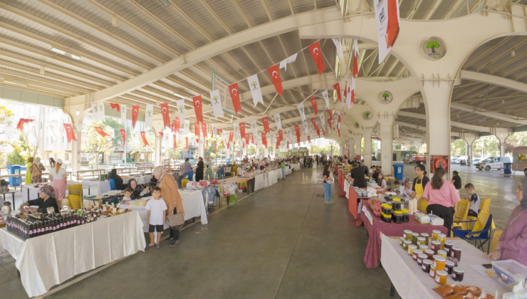 ÜRETEN KADINLAR ÇARŞISI KAPILARINI AÇTI  KADIN ELİYLE ORTAYA ÇIKAN ÜRÜNLER GÖRÜCÜYE ÇIKTI