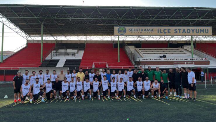 ŞEHİTKAMİL BELEDİYESPOR YENİ SEZON HAZIRLIKLARINA BAŞLADI  KIRMIZI-SİYAHLILARDA HEDEF ÜST SIRALAR