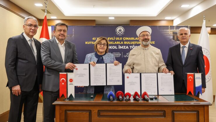 15 BİN BAŞVURUNUN YAPILDIĞI UMRE ZİYARETİ PROJESİNİN İLK TALİHLİLERİ BELLİ OLDU