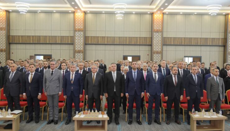 81 İLDEN 200 İLÇE MİLLÎ EĞİTİM MÜDÜRÜ GAZİANTEP’TE  BULUŞTU