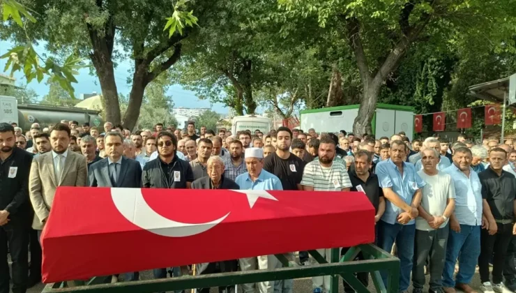 Kalp Krizinden Hayatını Kaybeden Polis Memuru Uçar Defnedildi