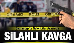Gaziantep’te Galericiler Sitesi’nde aralarında husumet bulunan galericiler arasında meydana gelen silahlı çatışmada 3 kişi yaralandı.