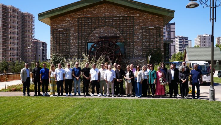 AGRO PARK TARIMA İLGİ DUYANLARIN BULUŞMA NOKTASI OLDU