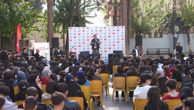 BAŞKAN YILMAZ, HASAN ALİ YÜCEL ANADOLU LİSESİ ÖĞRENCİLERİYLE BULUŞTU