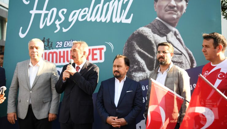 SARIÇAM’DA CUMHURİYET COŞKUSU KOŞUYLA BULUŞTU