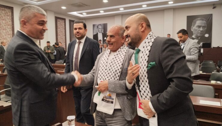 Yeniden Refah Partisi Şehitkamil Belediye Meclis Üyesi Ömer Uçar. “İsrail laftan değil, güçten anlar”