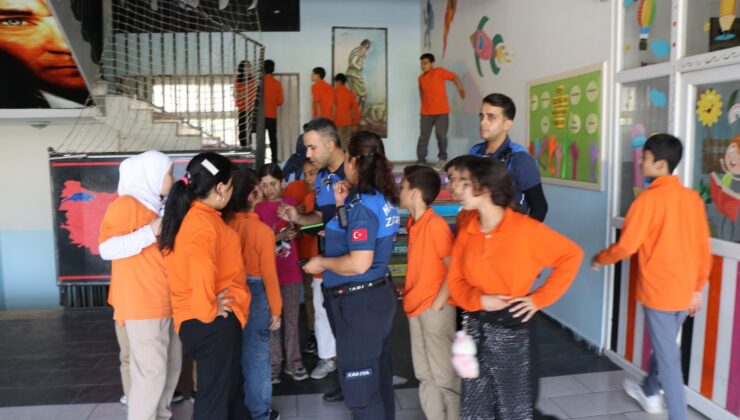 HALİLİYE BELEDİYESİ’NDEN ÖĞRENCİLERE ‘BİLİNÇLİ TÜKETİCİ’ SEMİNERİ