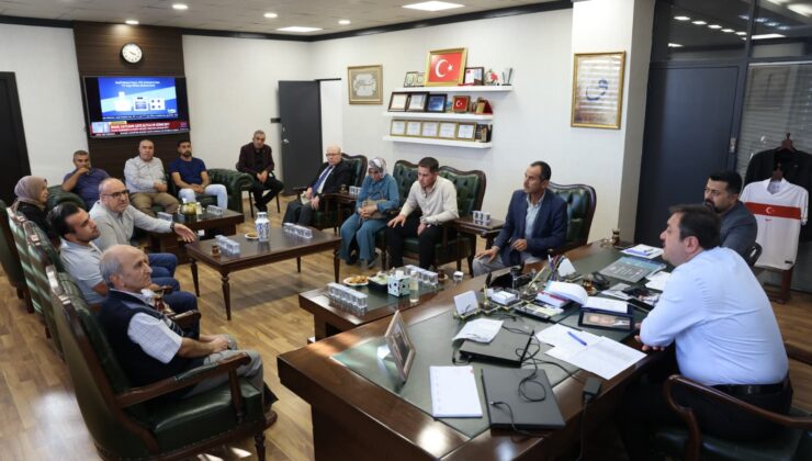 BAŞKAN FEDAİOĞLU VATANDAŞLARLA “AÇIK KAPI” BULUŞMASINDA BİR ARAYA GELDİ