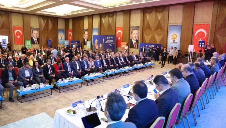 YEREL YÖNETİMLER BÖLGE TOPLANTISI GAZİANTEP’TE TAMAMLANDI