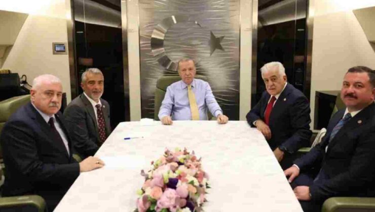 Sermet Atay, Cumhurbaşkanı Erdoğan’la Uçakta Görüştü