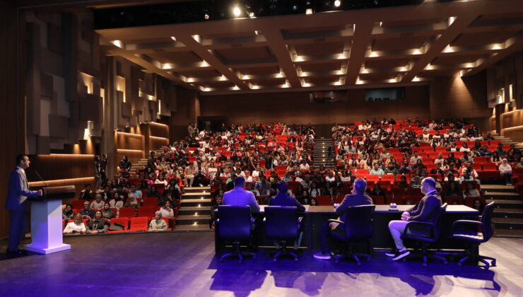 GAÜN’DE;KARİYERİNE İLK ADIMI AT: STAJ SÜRECİ TANITIM VE HAZIRLIK PROGRAMI; BÜYÜK İLGİ GÖRDÜ