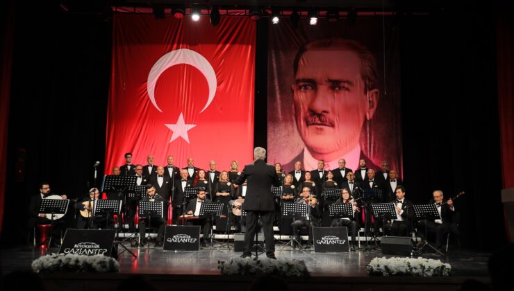 GAZİANTEP BÜYÜKŞEHİR, ULU ÖNDER’İ SEVDİĞİ ŞARKILARLA ANDI