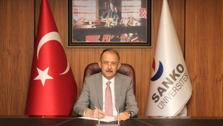 SANKO ÜNİVERSİTESİ REKTÖRÜ PROF. DR. DAĞLI: “ATATÜRK’ÜN LİDERLİĞİ, VİZYONU VE ÇAĞDAŞLIK YOLUNDAKİ KARARLILIĞI, BİZLER İÇİN HER ZAMAN REHBER OLACAKTIR”