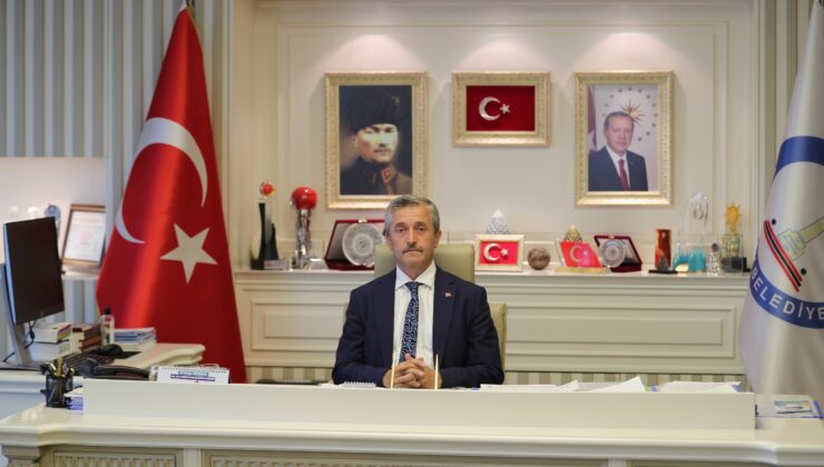 BAŞKAN TAHMAZOĞLU: “GAZİ MUSTAFA KEMAL ATATÜRK’Ü SAYGIYLA ANIYORUZ”