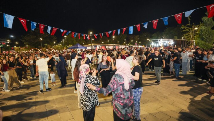 Gaziantep’te düzenlenmesi planlanan Zeytin Festivali dün meydana gelen Askeri uçak kazası sebebiyle ertelendi.