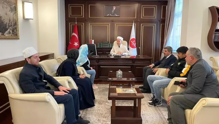 Gaziantep’te Kur’an’dan etkilenen Macar kadın, Müslüman olup Zeynep adını aldı.