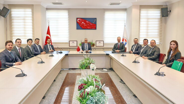 GAGİAD YÖNETİMİNDEN GAÜN REKTÖRÜ DOĞAN’A ZİYARET