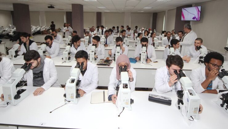 GAÜN, SANAYİYE YÖNELİK DİJİTAL HIZLI ÇÖZÜM SİSTEMİNİ DEVREYE ALDI