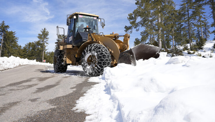 Büyükşehir’den Göksun Kırsalında Olumsuz Hava Koşullarıyla Etkin Mücadele