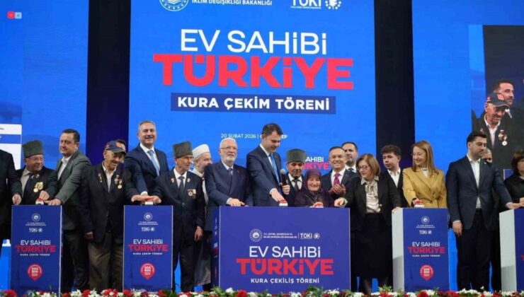 Bakan Kurum Gaziantep’te Muhalefete Sert Yüklendi: ‘Çöp Kutularıyla Övünüyorlar!’