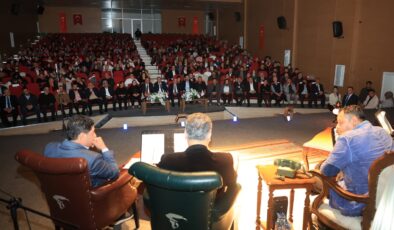 KARAKÖPRÜ’DE ŞİİR AKŞAMI YOĞUN İLGİ GÖRDÜ