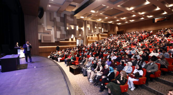 GAÜN SAĞLIK HİZMETLERİ ÖĞRENCİLERİNE ERASMUS+ FIRSATLARI TANITILDI