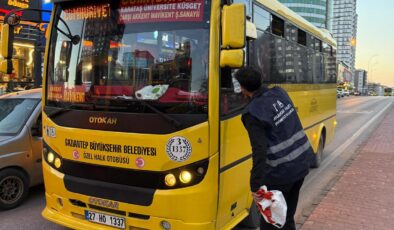 ANAHTAR PARTİ ŞAHİNBEY’DE RAMAZAN SEFERBERLİĞİ: MURAT ÜZÜMCÜ’NÜN TALİMATI VE MURAT ÖZDEMİR’İN KOORDİNASYONUYLA YOLLARDA İFTAR BEREKETİ