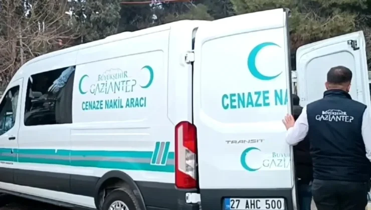 Silahlı kavgada öldürülen gencin cenazesi ailesine teslim edildi