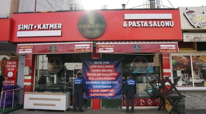 ŞAHİNBEY BELEDİYESİ ZABITA EKİPLERİ USULSÜZLÜĞE GÖZ AÇTIRMIYOR