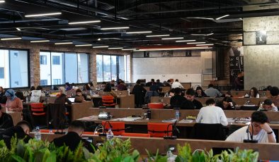 PANCARLI GENÇLİK KÜTÜPHANESİ GENÇLERİN YENİ ADRESİ OLDU