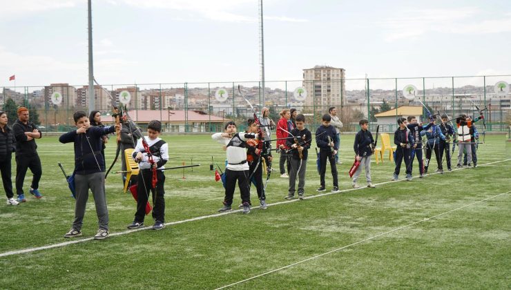 GAZİANTEP’TE OKÇULUK İL BİRİNCİLİĞİ MÜSABAKALARI TAMAMLANDI  350 SPORCU, TÜRKİYE ŞAMPİYONASI HEDEFİYLE İÇİN YARIŞTI