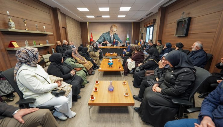 ŞEHİT AİLELERİNDEN BAŞKAN YILMAZ’A DESTEK ZİYARETİ