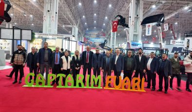 İYİ Parti Gaziantep Teşkilatı GAPTARIM Fuarı’nda Yoğun İlgi Gördü: Çiftçiyle Birebir Temas