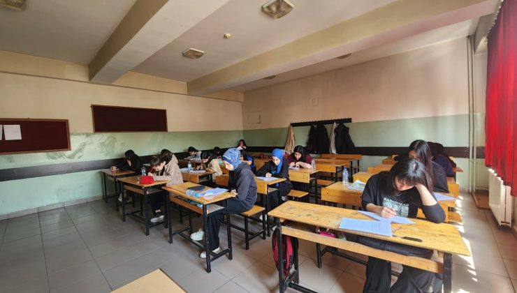 EŞİK PROJESİ’NDE OKUDUĞUNU ANLAMA YARIŞMASININ OKUL FİNALLERİ TAMAMLANDI