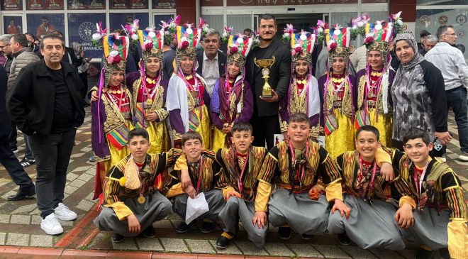 Suça sürüklenen değil, halk oyunlarına yönlendirilen çocuklar kazanır.