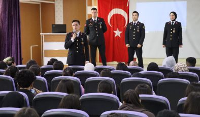 GAZİANTEP JANDARMA ÖĞRENCİLERE JANDARMA MESLEĞİNİ TANITTI