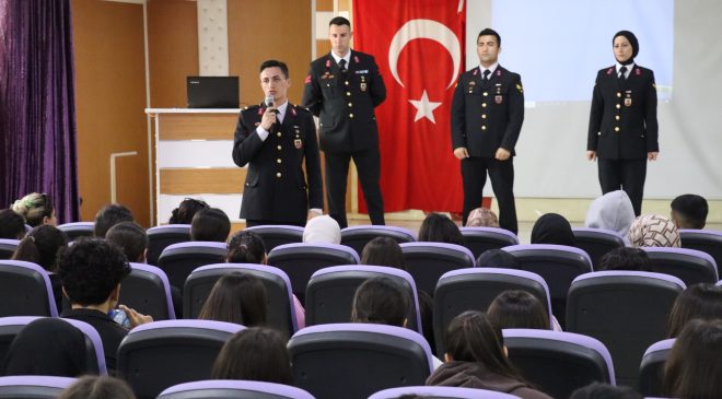 GAZİANTEP JANDARMA ÖĞRENCİLERE JANDARMA MESLEĞİNİ TANITTI