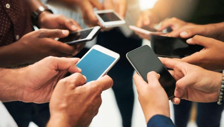 Bu telefonların fişi resmen çekiliyor !