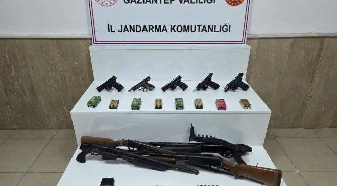 JANDARMADAN SİLAH KAÇAKÇILIĞINA  GEÇİT YOK