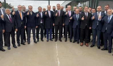 Yeniden Refah Partisi Genel Başkanı Fatih Erbakan morale geldi