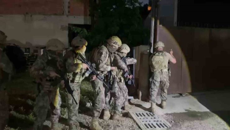 Zehir Tacirlerine Bayram Öncesi Darbe: 1 Milyon 700 Bin Sentetik Ecza Ele Geçirildi
