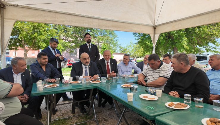 Çiftçinin Feryadı Duyulmalı!” İYİ Parti Heyeti Gündoğdu Mahallesi’nde Üreticilerle Buluştu