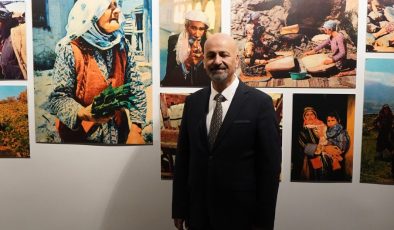 GAZETECİ ALİ ATALAR’IN “ANADOLU’NUN YÜZLERİ “ SERGİSİ İLGİ GÖRÜYOR