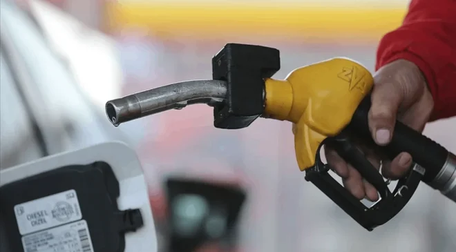 Benzine indirim geliyor
