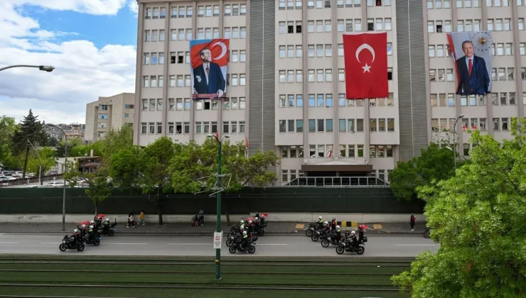 Emniyeti Yasta! 30 Yıllık Polis Memurundan Kahreden Haber
