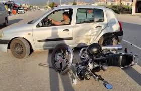 Gaziantep’in İslahiye ilçesinde otomobil ile motosiklet  çarpıştı  sürücüsü yaralandı.