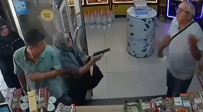 64 yaşındaki kadından kocasına infaz girişimi: